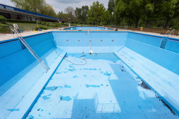 Best Water damage restoration experts  in Jeffersonville, KY